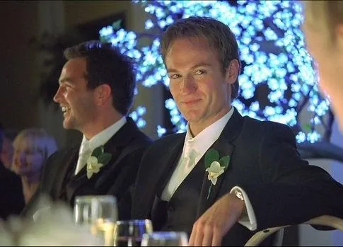 Всё, кроме любви (2012) через торрент скачать Всё, кроме любви (2012) фильм через торрент скачать