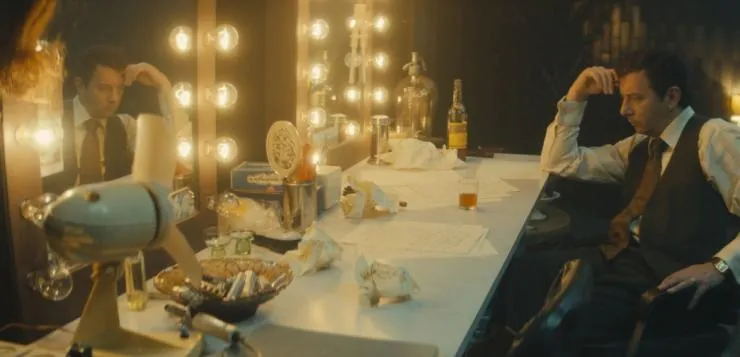 Юморист (2019) через торрент скачать Юморист (2019) фильм через торрент скачать