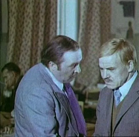 Почти смешная история (1977) через торрент скачать Почти смешная история (1977) сериал через торрент скачать