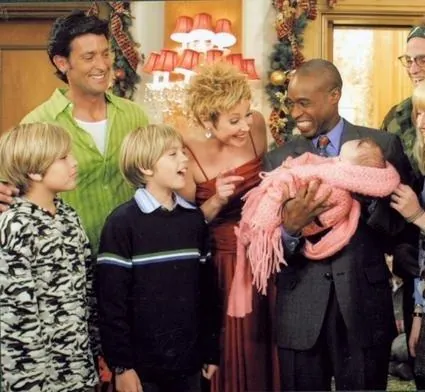 Все тип-топ, или Жизнь Зака и Коди (2005) через торрент бесплатно Все тип-топ, или Жизнь Зака и Коди (2005) сериал через торрент бесплатно