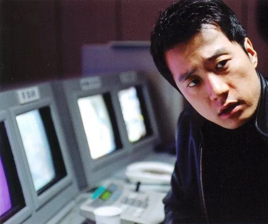 Зазеркалье (2003) через торрент бесплатно Зазеркалье (2003) сериал через торрент бесплатно