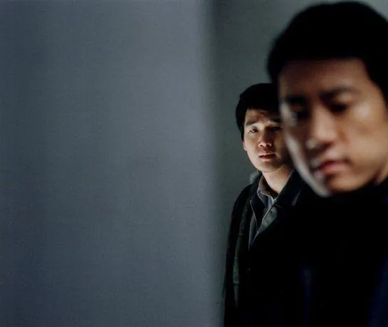 Зазеркалье (2003) через торрент скачать Зазеркалье (2003) сериал через торрент скачать