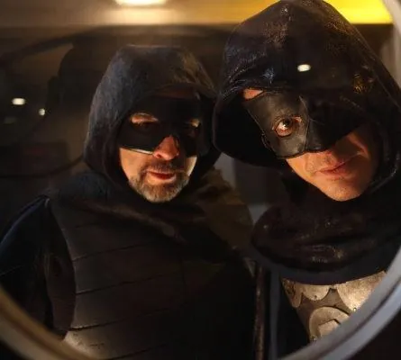 Плащ (2011) через торрент скачать Плащ (2011) сериал через торрент скачать