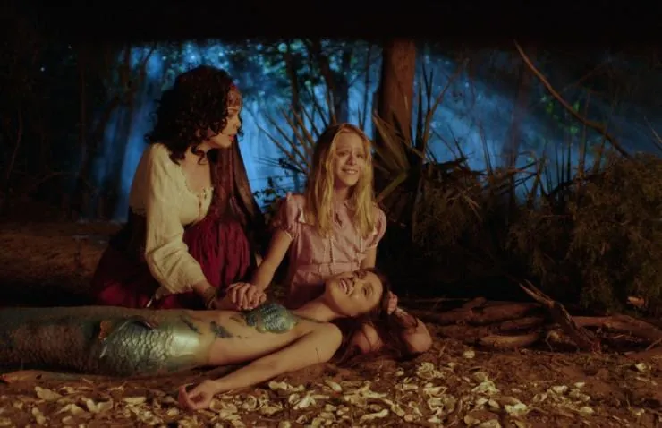 Рассказы Русалочки (2018) через торрент скачать Рассказы Русалочки (2018) фильм через торрент скачать