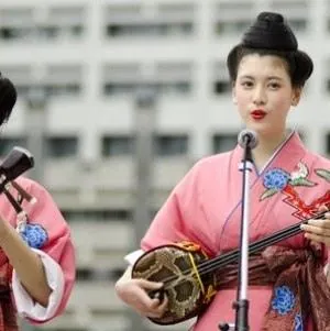 Песня перед разлукой (2013) через торрент скачать Песня перед разлукой (2013) фильм через торрент скачать