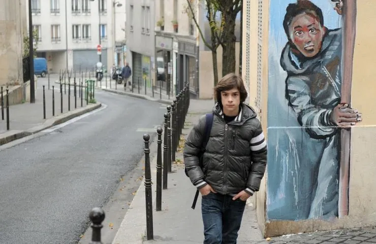 Парни из Менильмонтана (2013) через торрент скачать Парни из Менильмонтана (2013) фильм через торрент скачать