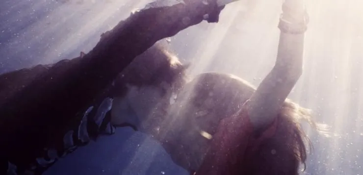 Летняя ночь в Барселоне (2013) через торрент скачать Летняя ночь в Барселоне (2013) фильм через торрент скачать