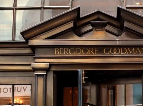 Бергдорф Гудман: Больше века на вершине модного олимпа (2013) через торрент скачать Бергдорф Гудман: Больше века на вершине модного олимпа (2013) фильм через торрент скачать