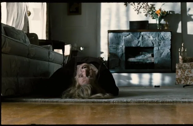 Шкатулка проклятия (2012) через торрент бесплатно Шкатулка проклятия (2012) фильм через торрент бесплатно