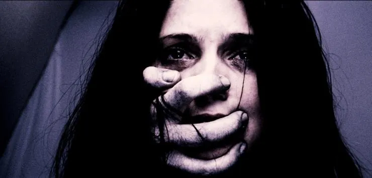 Явление (2012) через торрент бесплатно Явление (2012) фильм через торрент бесплатно