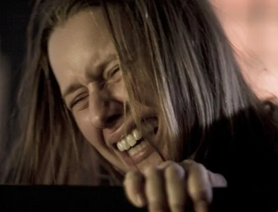 Захват (2010) через торрент бесплатно Захват (2010) фильм через торрент бесплатно