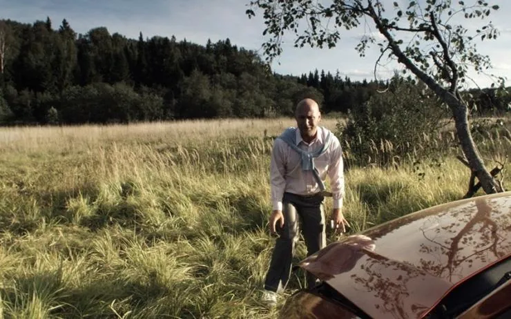 Вдребезги (2011) через торрент бесплатно Вдребезги (2011) фильм через торрент бесплатно