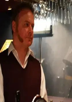 Виски с молоком (2010) через торрент скачать Виски с молоком (2010) фильм через торрент скачать