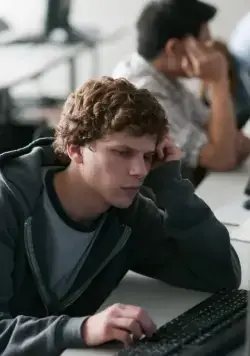 Социальная сеть (2010) через торрент скачать Социальная сеть (2010) фильм через торрент скачать