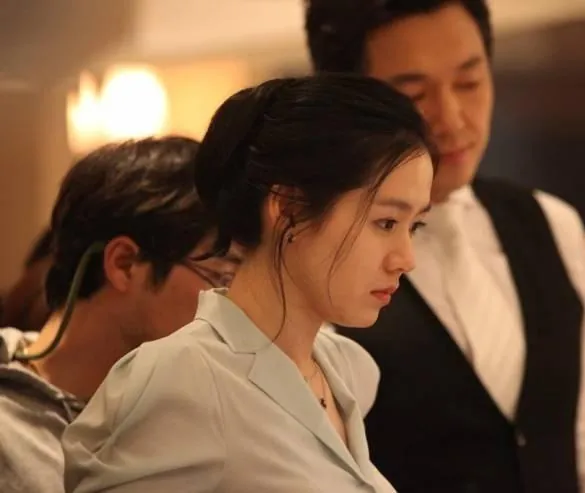 Белая ночь (2009) через торрент скачать Белая ночь (2009) фильм через торрент скачать