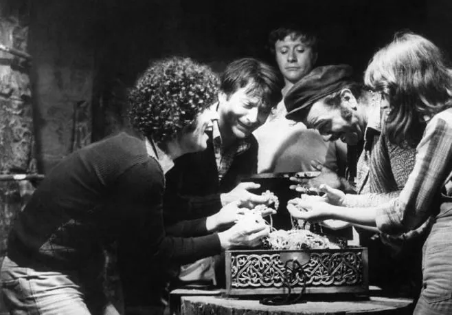 Невероятные приключения итальянцев в России (1973) через торрент бесплатно Невероятные приключения итальянцев в России (1973) фильм через торрент бесплатно