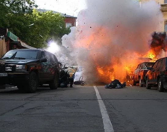 Горячие новости (2009) через торрент бесплатно Горячие новости (2009) фильм через торрент бесплатно