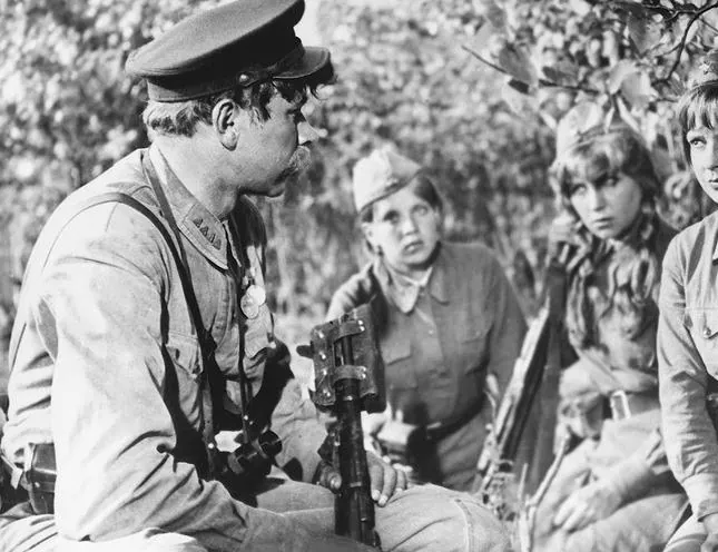 А зори здесь тихие (1972) через торрент скачать А зори здесь тихие (1972) фильм через торрент скачать