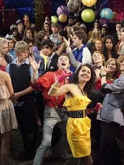 Бунтарка (2012) через торрент скачать Бунтарка (2012) фильм через торрент скачать