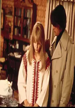 Девочка из переулка (1976) через торрент бесплатно Девочка из переулка (1976) фильм через торрент бесплатно