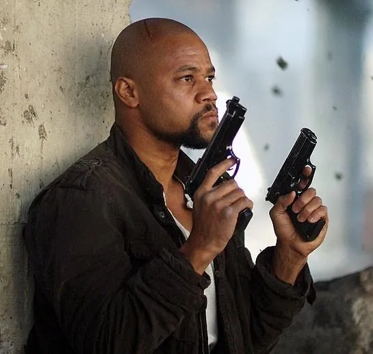 Разыскивается герой (2007) через торрент скачать Разыскивается герой (2007) фильм через торрент скачать