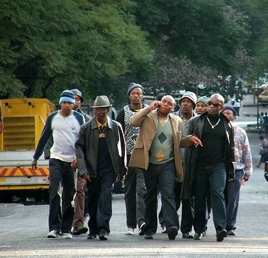 Бандитский Йоханнесбург (2008) через торрент скачать Бандитский Йоханнесбург (2008) фильм через торрент скачать