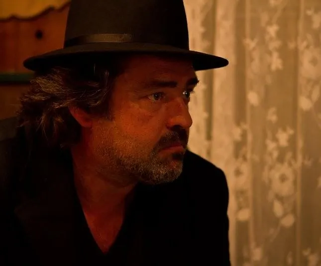 Она восстает (2016) через торрент бесплатно Она восстает (2016) фильм через торрент бесплатно