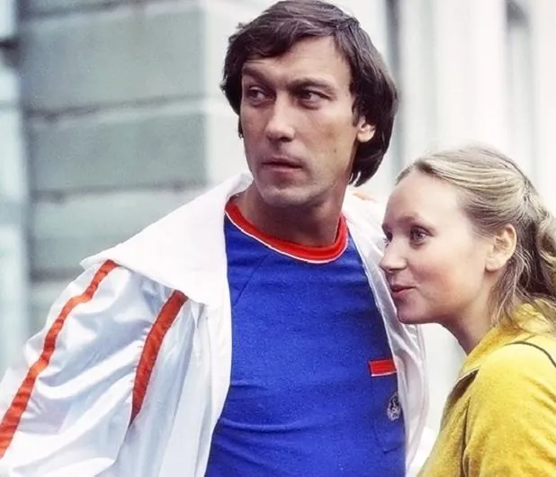 Влюблен по собственному желанию (1982) в хорошем качестве через торрент Влюблен по собственному желанию (1982) фильм в хорошем качестве через торрент