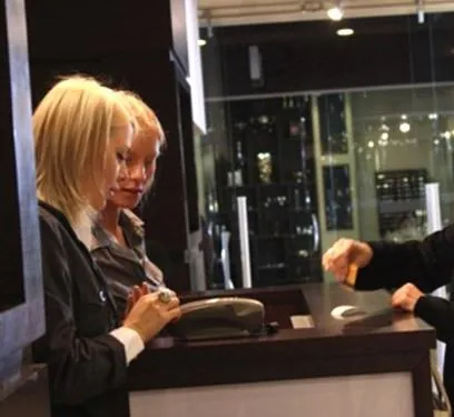 Чужие души (2009) через торрент бесплатно Чужие души (2009) фильм через торрент бесплатно