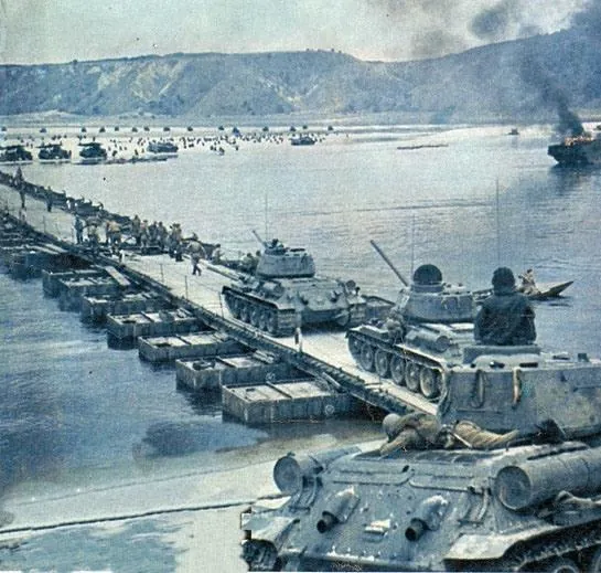 Освобождение: Прорыв (1969) через торрент бесплатно Освобождение: Прорыв (1969) фильм через торрент бесплатно