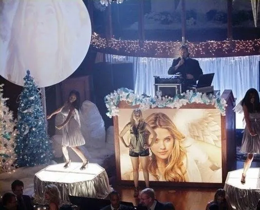 Рождественский Купидон (2010) через торрент скачать Рождественский Купидон (2010) фильм через торрент скачать