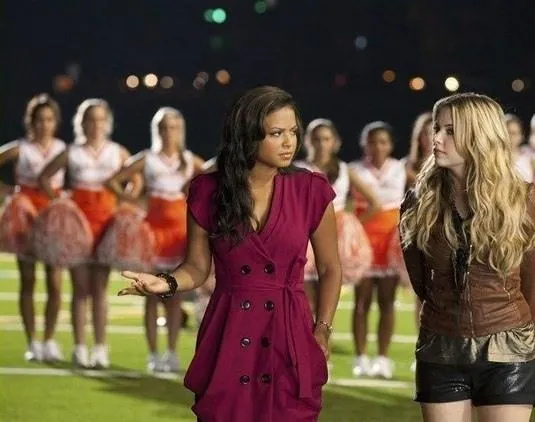 Рождественский Купидон (2010) через торрент бесплатно Рождественский Купидон (2010) фильм через торрент бесплатно