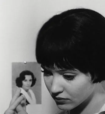 Жить своей жизнью (1962) через торрент скачать Жить своей жизнью (1962) фильм через торрент скачать