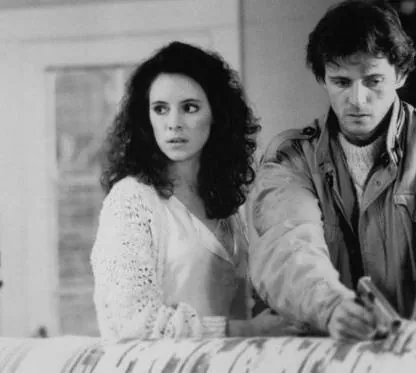 Слежка (1987) через торрент бесплатно Слежка (1987) фильм через торрент бесплатно