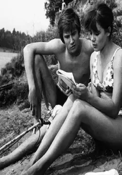 Школьный вальс (1977) через торрент скачать Школьный вальс (1977) фильм через торрент скачать