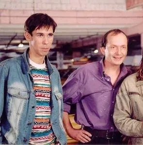 Четыре таксиста и собака (2004) через торрент скачать Четыре таксиста и собака (2004) фильм через торрент скачать