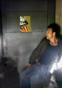 Один в темноте (2004) через торрент бесплатно Один в темноте (2004) фильм через торрент бесплатно