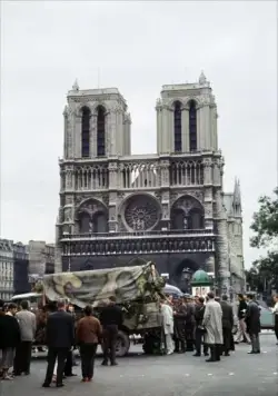 Горит ли Париж? (1966) через торрент скачать Горит ли Париж? (1966) фильм через торрент скачать