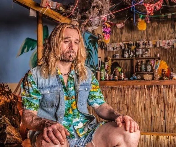 Амстердам (2016) через торрент скачать Амстердам (2016) фильм через торрент скачать