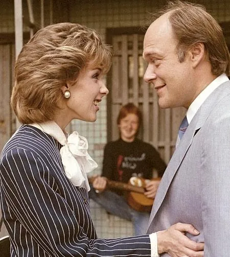 Интердевочка (1989) через торрент скачать Интердевочка (1989) фильм через торрент скачать