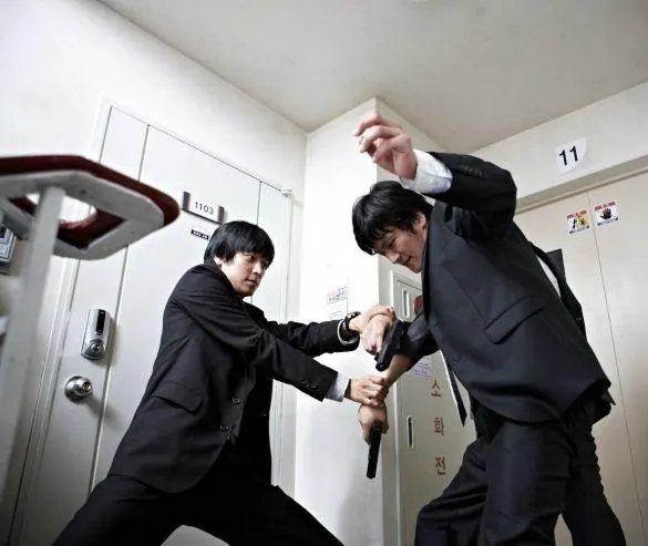 Тайное воссоединение (2010) через торрент бесплатно Тайное воссоединение (2010) фильм через торрент бесплатно