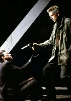 Год Дракона (1985) через торрент скачать Год Дракона (1985) фильм через торрент скачать