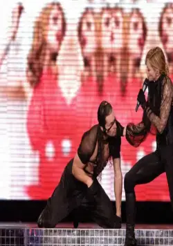 Мадонна: Живой концерт в Лондоне (2006) в хорошем качестве через торрент Мадонна: Живой концерт в Лондоне (2006) фильм в хорошем качестве через торрент