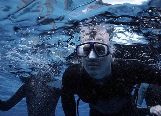 Открытое море: Новые жертвы (2010) через торрент скачать Открытое море: Новые жертвы (2010) фильм через торрент скачать