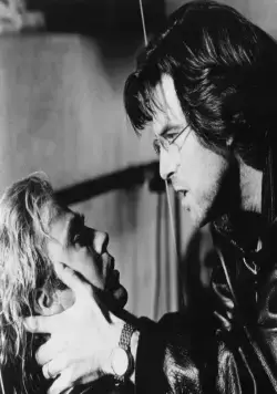 Газонокосильщик (1992) через торрент скачать Газонокосильщик (1992) фильм через торрент скачать