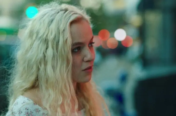 Белая девушка (2016) через торрент скачать Белая девушка (2016) фильм через торрент скачать