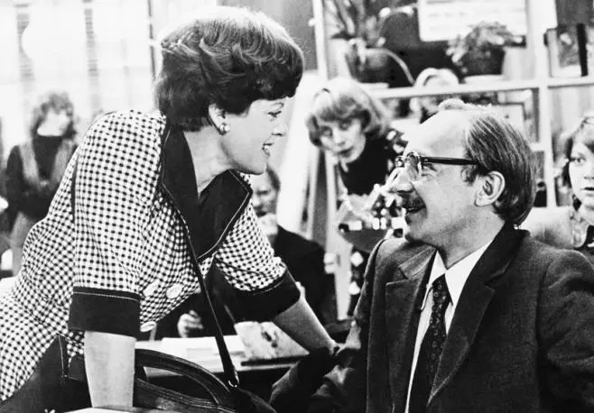 Служебный роман (1977) в хорошем качестве через торрент Служебный роман (1977) фильм в хорошем качестве через торрент