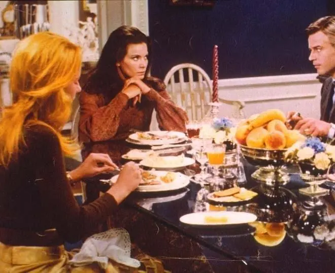 Ящерица в женской коже (1971) через торрент бесплатно Ящерица в женской коже (1971) фильм через торрент бесплатно