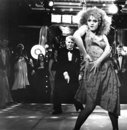 Придурок (1979) через торрент скачать Придурок (1979) фильм через торрент скачать