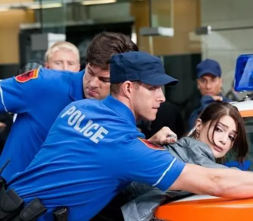 Живая мишень (2010) через торрент скачать Живая мишень (2010) сериал через торрент скачать